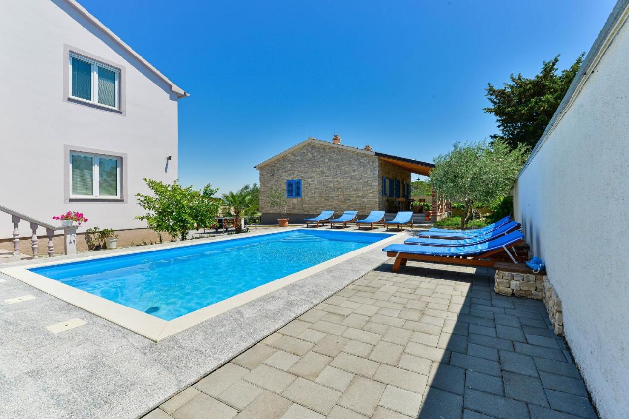 Family Friendly Apartments With A Swimming Pool Zadar - 18098 מראה חיצוני תמונה