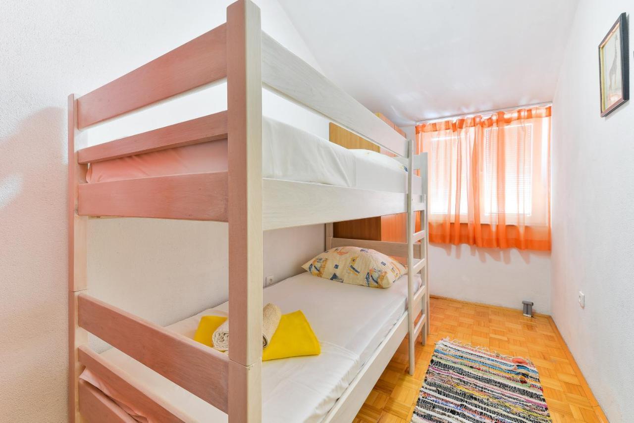 Family Friendly Apartments With A Swimming Pool Zadar - 18098 מראה חיצוני תמונה